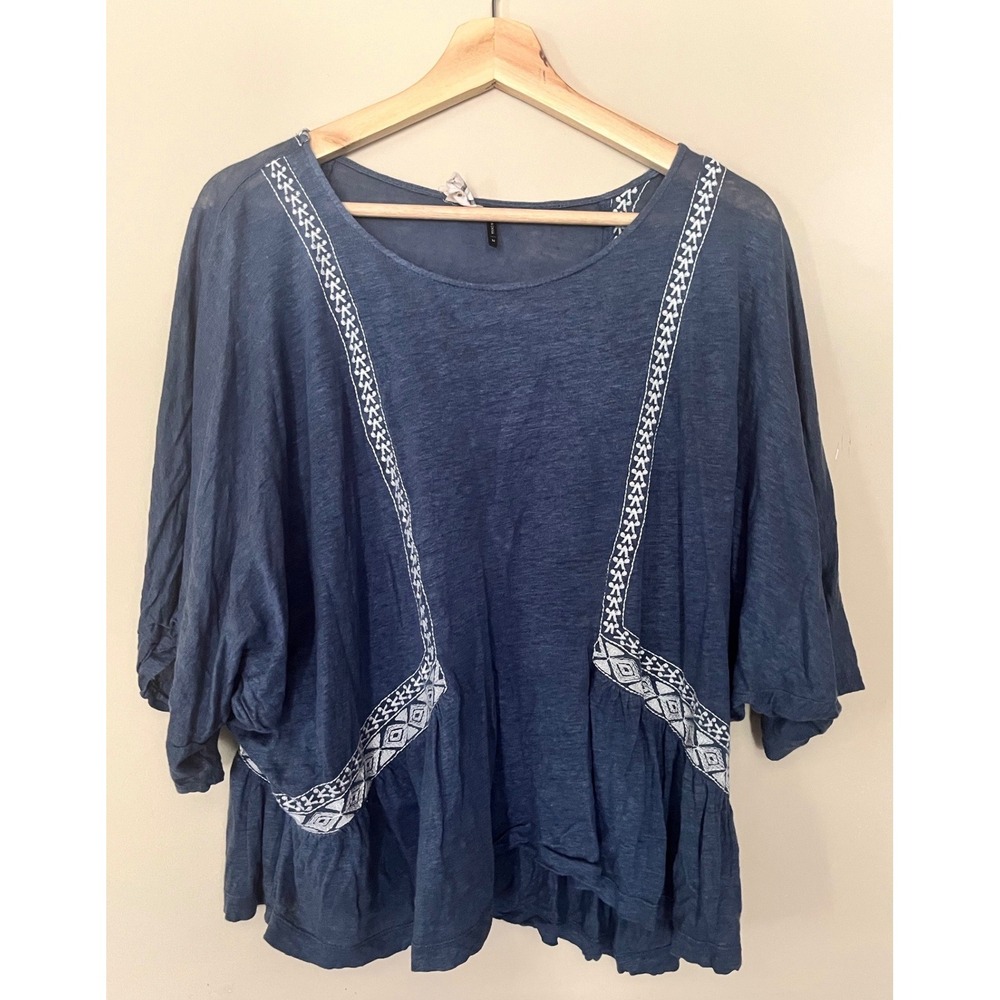Akemi and Kin Embroidered Peplum Blouse Boho Dolman Sleeve Top Womens Medium